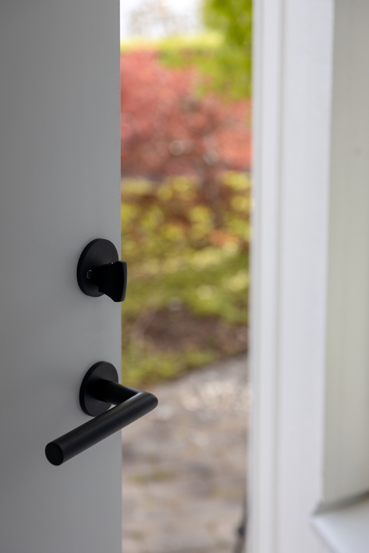 Ulko-ovenpainike Phoenix musta